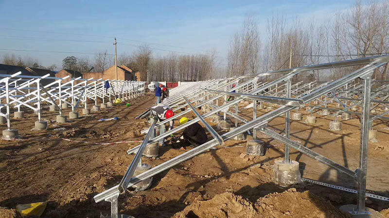 Hot dip galvanizing in solar projects