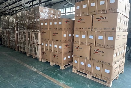 Powerack napelemes szerelés kiszállítva